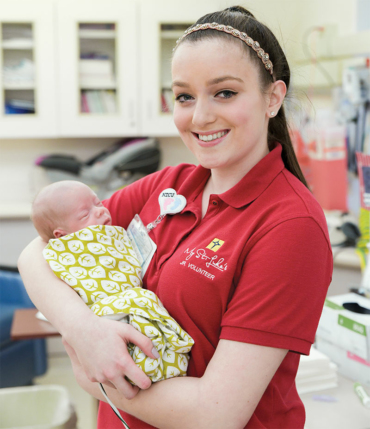 Meet NICU Volunteer Lauren Weintraub