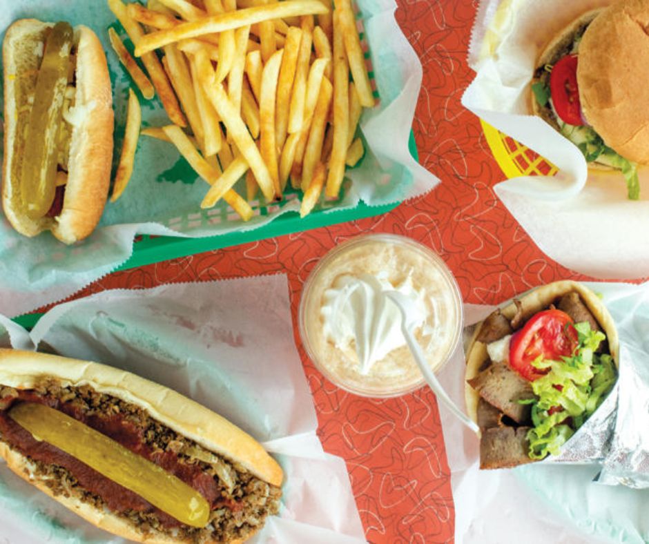 7 Roadside Restaurants for Your Summer Drives