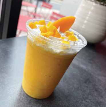 Hummus House Debuts Juice & Smoothie Bar