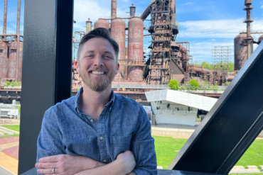 Award-Winning Mixologist Neil Heimsoth Shares His Tips for Crafting Perfect Cocktails this Summer